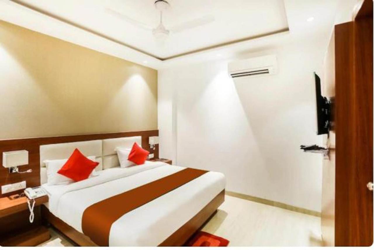 Hotel Royal Sky Luxury Near Delhi Airport New Delhi Exterior photo