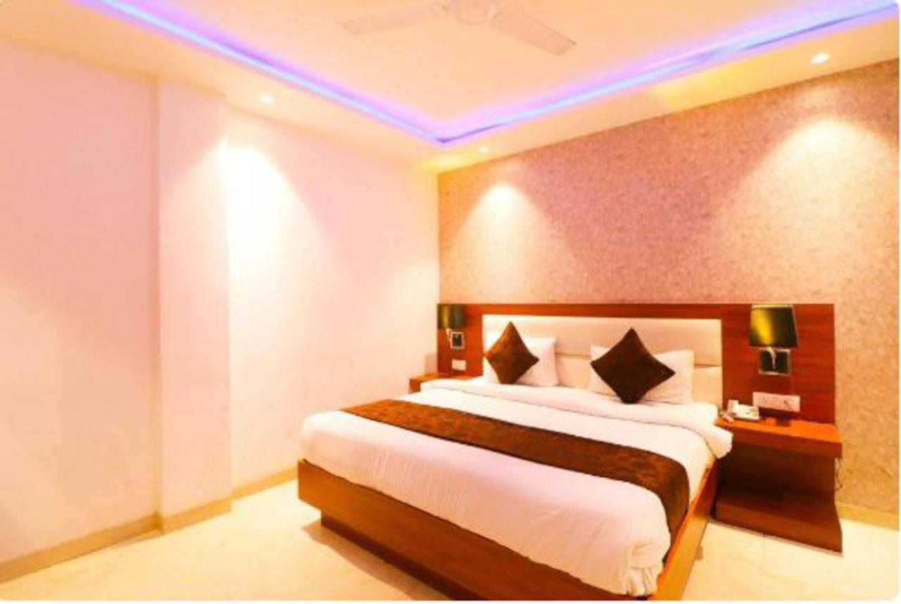 Hotel Royal Sky Luxury Near Delhi Airport New Delhi Exterior photo