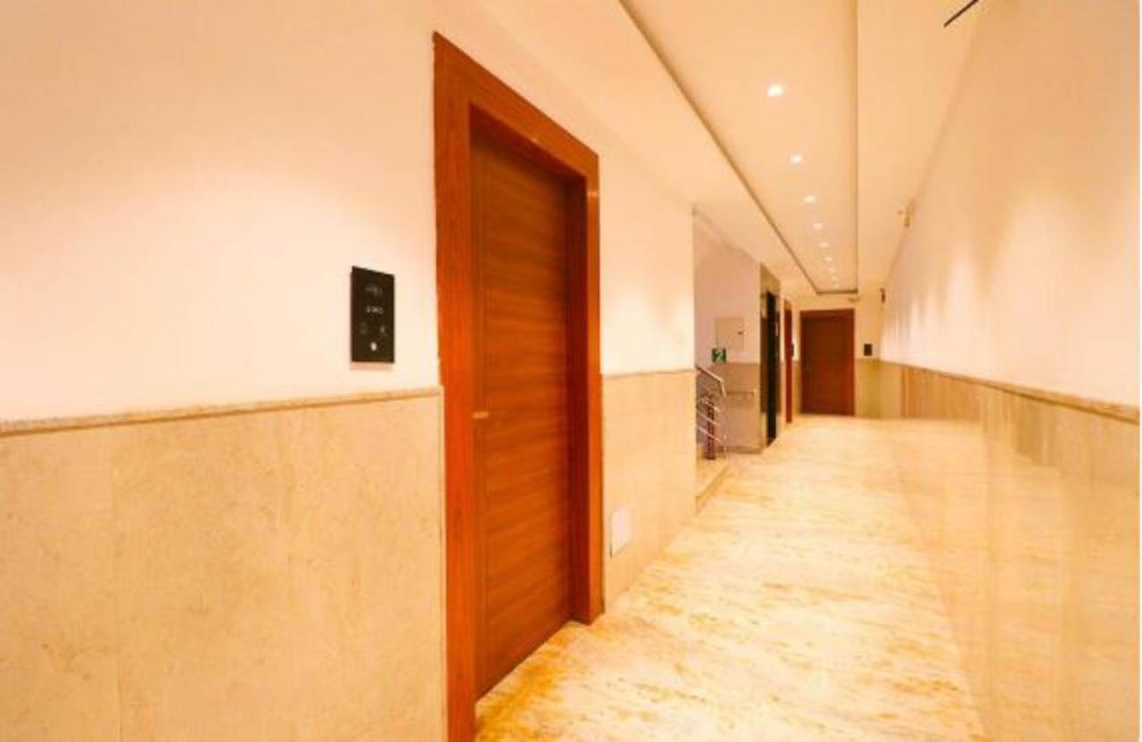 Hotel Royal Sky Luxury Near Delhi Airport New Delhi Exterior photo